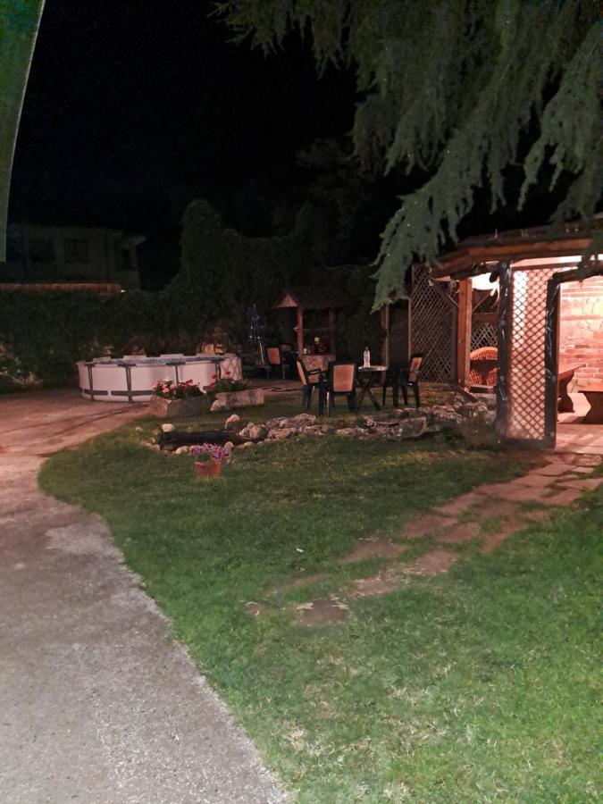 Къща За Гости -Хт Svilengrad Bagian luar foto